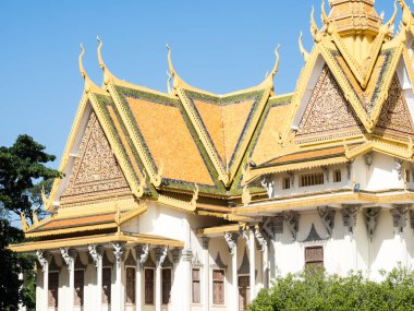 Phnom Penh, Kamboçya - 11 Şubat 2017: Kamboçya Kraliyet Sarayı Taht Salonu