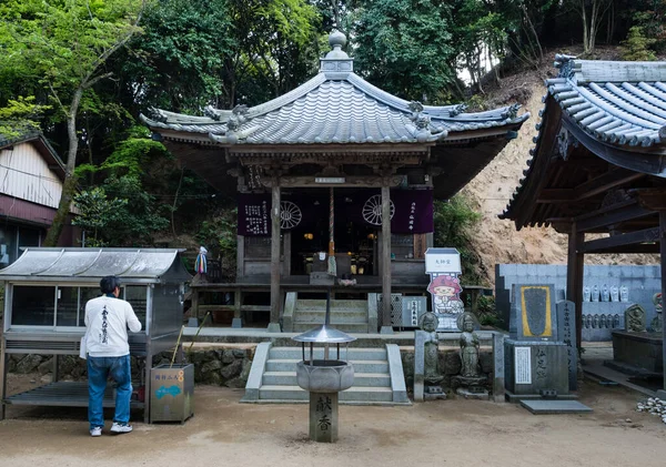 Imabari Japão Abril 2018 Peregrino Henro Terreno Senyuji Templo Número — Fotografia de Stock