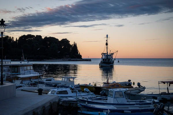 Rovinj Croatie Janvier 2022 Beau Coucher Soleil Hiver Dessus Ville — Photo