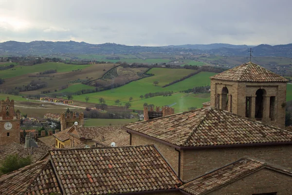 Gradara är en italiensk stad i regionen Marche i centrala Italien — Stockfoto