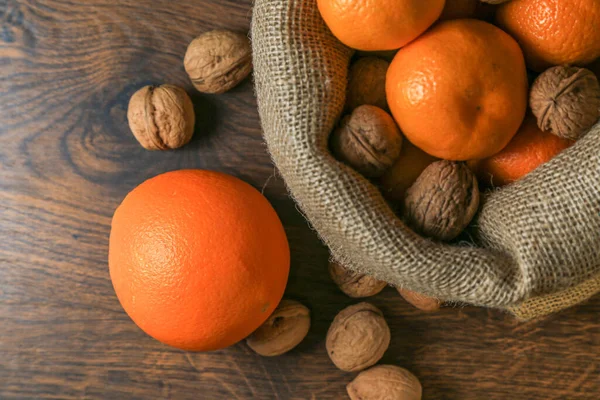 Oranges Mûres Savoureuses Juteuses Mandarines Dans Sac Toile Avec Des — Photo