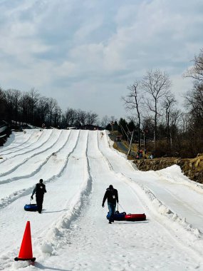 Yuvarlak Dağ karı, PA
