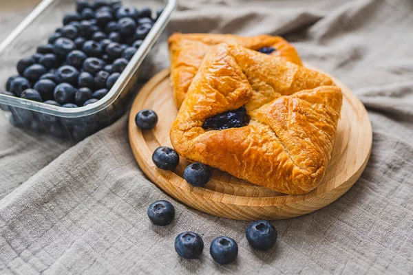 Puff Pastry Pockets Filled Jam Puff Pastry Pockets Stuffed Blueberry — Stock Photo, Image