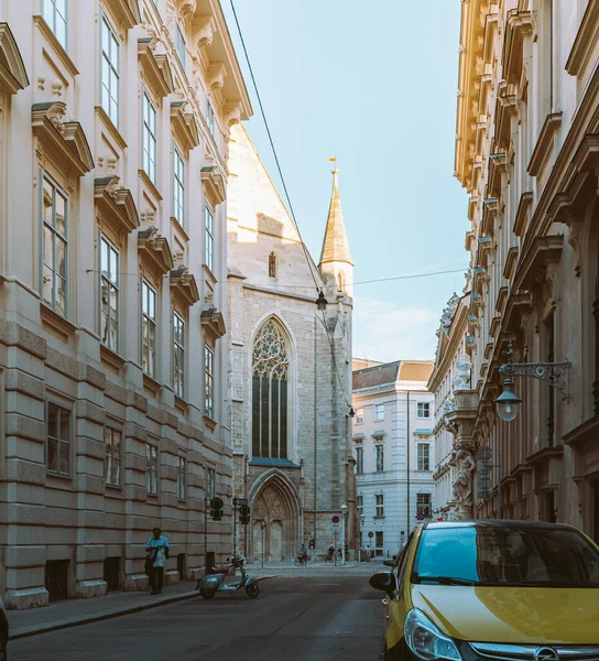 Old Street European City Cobbled Sidewalk Vienna Austria 2022 — Stockfoto