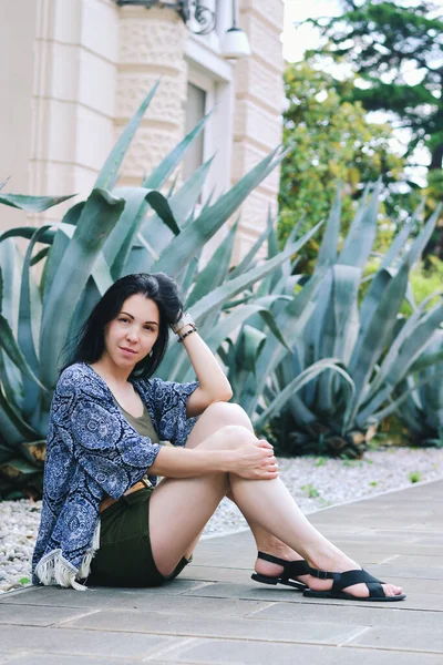 Lifestyle Portrait Beautiful Happy Woman Walking Relaxing Sunny Day Garden — Stock Photo, Image