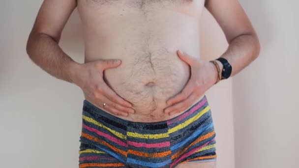 Homem Roupa Interior Com Barriga Gorda Corpo Masculino Com Excesso — Vídeo de Stock