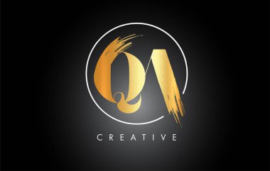 Altın QA Fırça Vuruşu Logo Tasarımı. Siyah Boya Logosu Harfleri Simgesi.