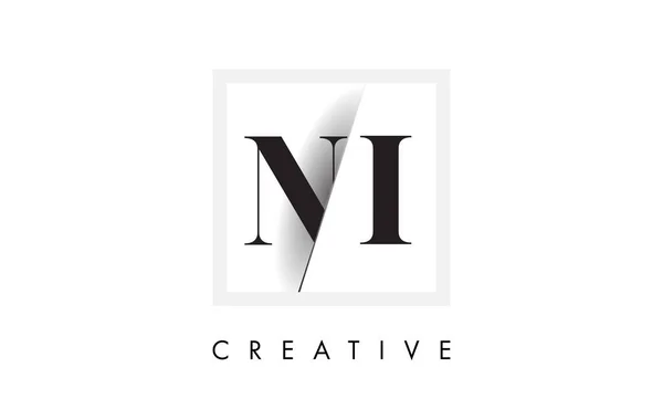 Serif Letter Logo Design Con Taglio Creativo Intersecato — Vettoriale Stock