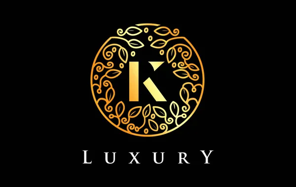 Golden Letter Logo Luxury Beauty Cosmetics Logo — 图库矢量图片
