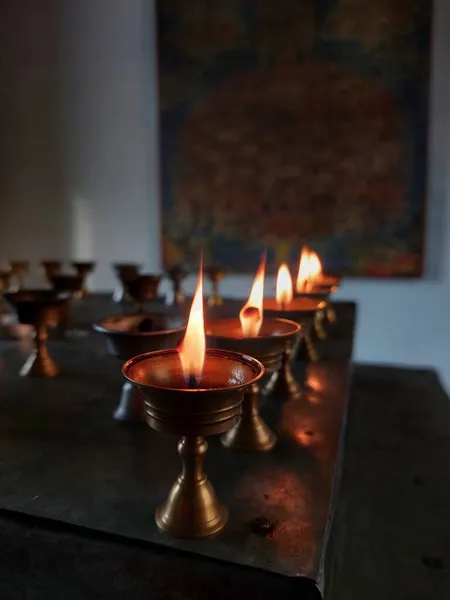 Buddhistické Staré Oltářní Svíčky Festivalu Náboženských Máslových Lamp Chrámovém Klášteře — Stock fotografie