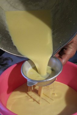 Kovada taze kolostrum sütü