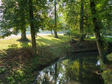 Westphalia 'da bir şatoda sonbahar zamanı