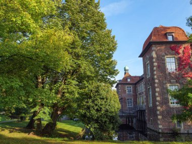 Westphalia 'da bir şatoda sonbahar zamanı