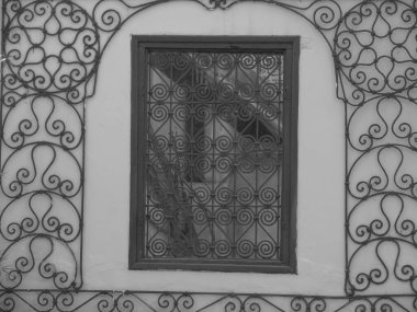 Akdeniz kıyısındaki Tunus şehri.