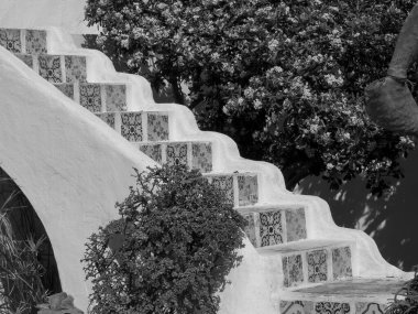 Akdeniz kıyısındaki Tunus şehri.