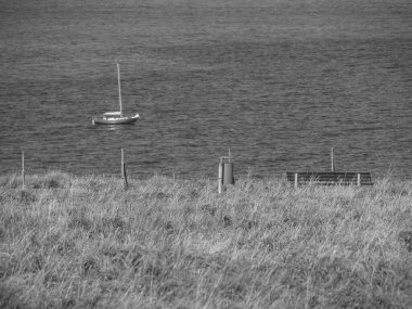 Alman kuzey denizindeki Helgoland Adası.