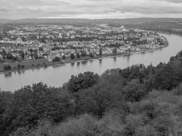 Ren Nehrindeki Koblenz Şehri — Stok fotoğraf