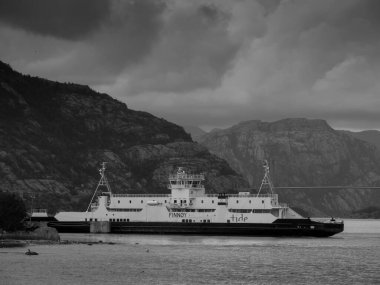 Güzel Norveç 'te gemi yolculuğu