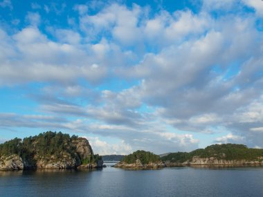 Güzel Norveç 'te gemi yolculuğu