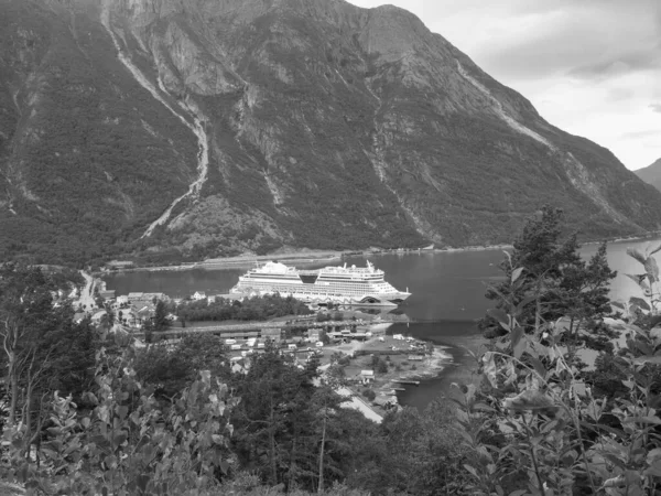 Crucero Barco Hermosa Norway —  Fotos de Stock