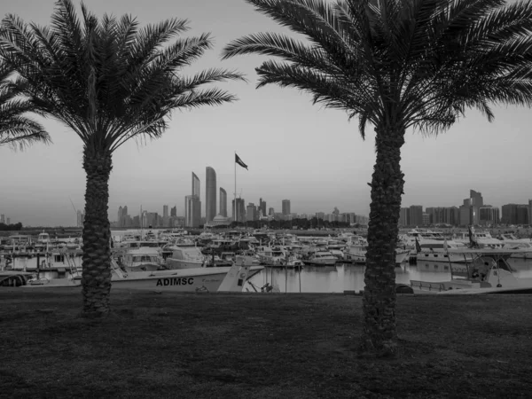 Città Abu Dhabi Negli Emirati Arabi Uniti — Foto Stock