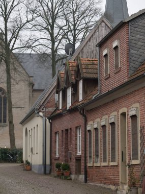 Alman muensterland bölgesindeki küçük Asbeck köyü.