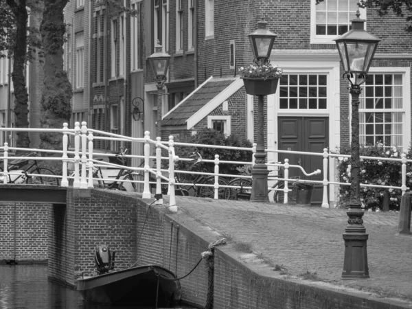 Miasto Leiden Niderlandach — Zdjęcie stockowe