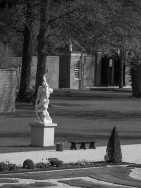 Hollanda 'daki eski şato