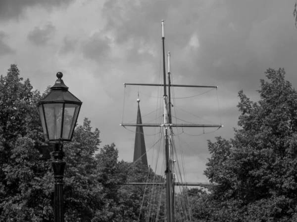 Papenburg Városa Ems Folyónál — Stock Fotó