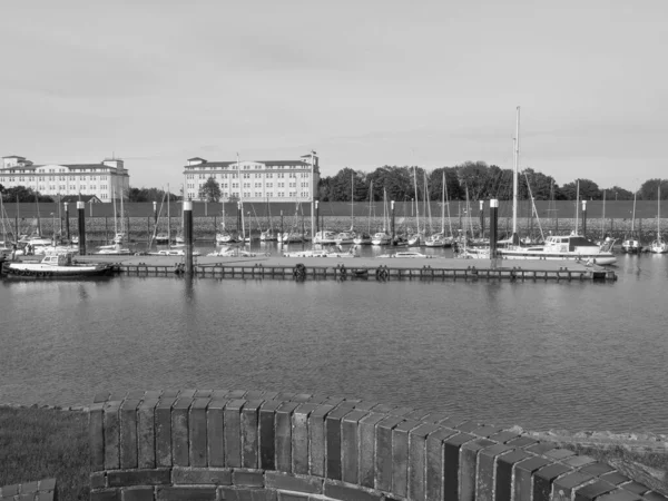 Alman Kuzey Denizi 'ndeki Wilhelmshahaven şehri.