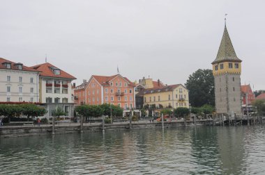 Almanya 'daki güzel göl manzarası