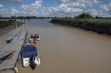 Weener ve nehir Alman Ostfriesland 'da.