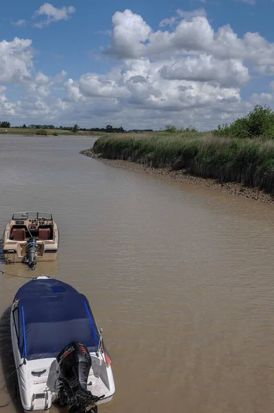 Weener ve nehir Alman Ostfriesland 'da.