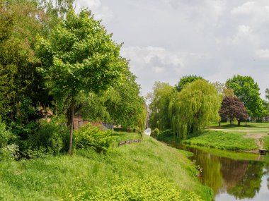 Almanya 'da Berkel nehrindeki eski evler