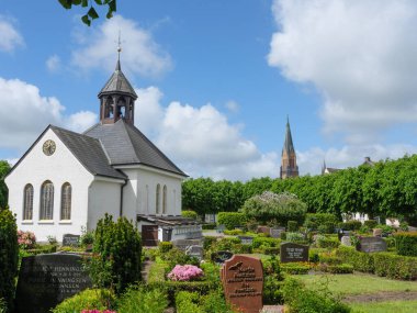 Almanya 'nın kuzeyinde Schleswig ve küçük balıkçı köyü Holm