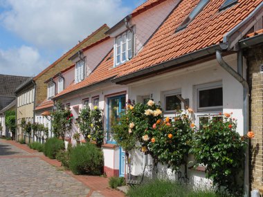 Almanya 'nın kuzeyinde Schleswig ve küçük balıkçı köyü Holm