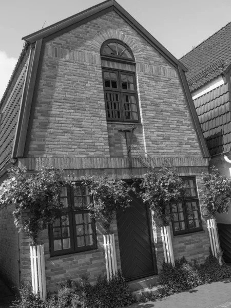 Almanya 'nın kuzeyinde Schleswig ve küçük balıkçı köyü Holm