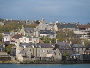 İskoçya 'da Lerwick şehrinin bulunduğu shetland adaları
