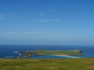 İskoçya 'da Lerwick şehrinin bulunduğu shetland adaları