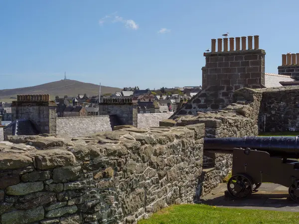 İskoçya 'da Lerwick şehrinin bulunduğu shetland adaları