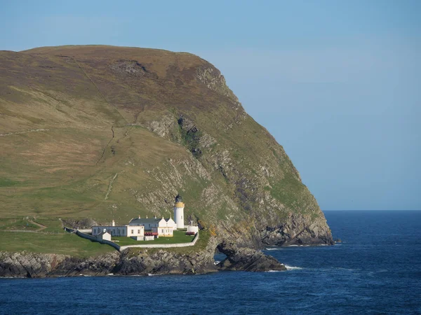 İskoçya 'da Lerwick şehrinin bulunduğu shetland adaları