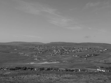 İskoçya 'da Lerwick şehrinin bulunduğu shetland adaları