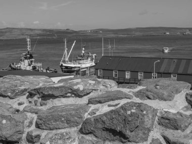 İskoçya 'da Lerwick şehrinin bulunduğu shetland adaları 