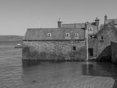 İskoçya 'da Lerwick şehrinin bulunduğu shetland adaları