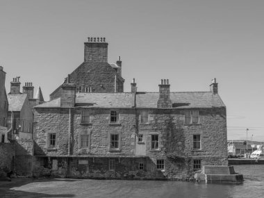 İskoçya 'da Lerwick şehrinin bulunduğu shetland adaları