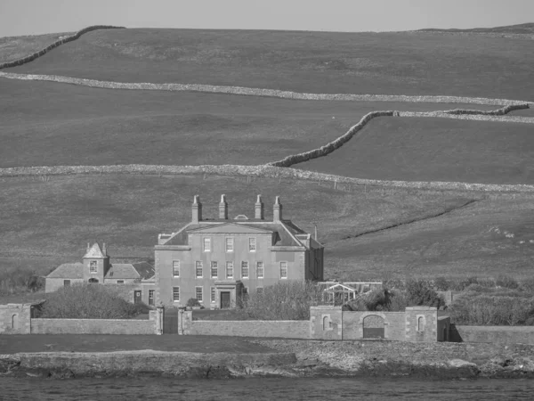 İskoçya 'da Lerwick şehrinin bulunduğu shetland adaları