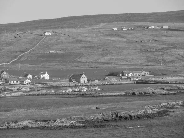 İskoçya 'da Lerwick şehrinin bulunduğu shetland adaları