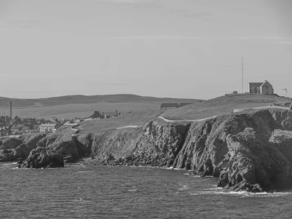 İskoçya 'da Lerwick şehrinin bulunduğu shetland adaları