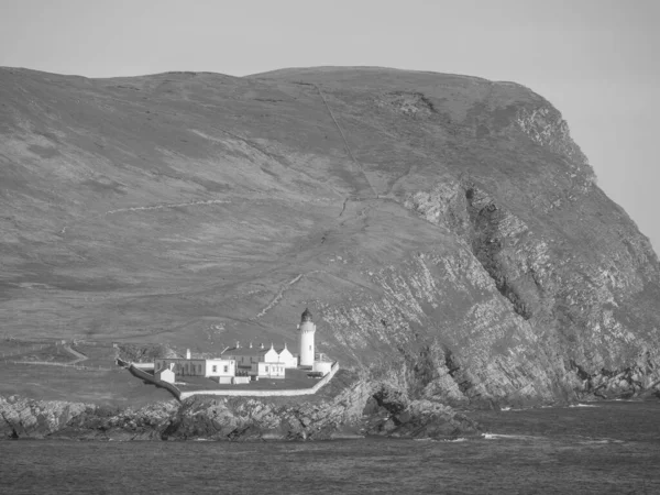 İskoçya 'da Lerwick şehrinin bulunduğu shetland adaları