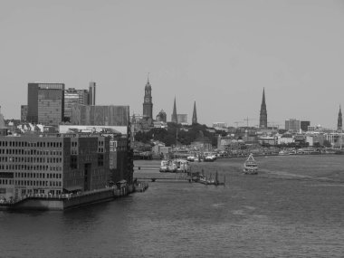 Hamburg şehri ve Elbe nehri Almanya 'da.
